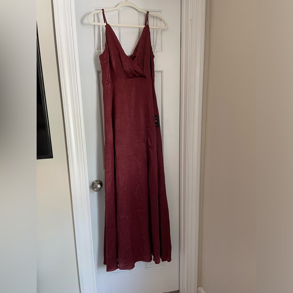 Lulus Size Large Maroon Dress